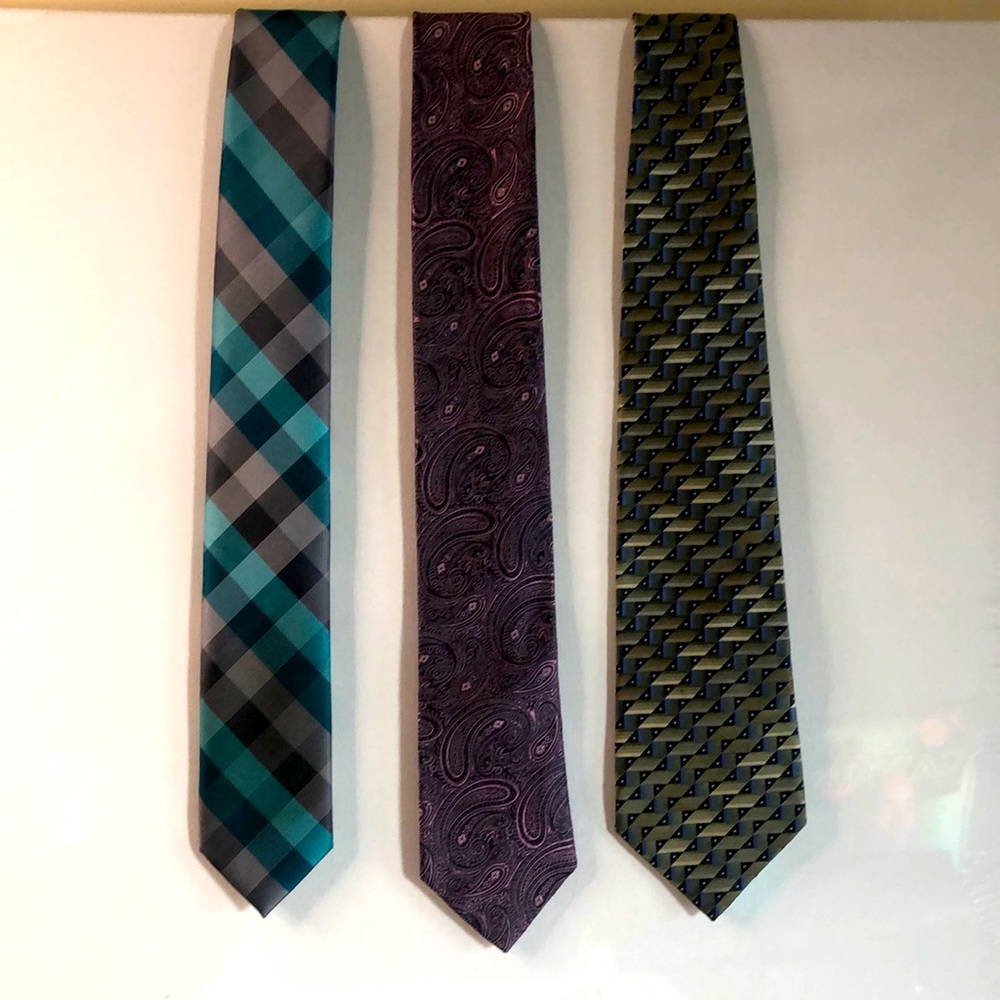 Van Heusen Bundle Of Three Multi Colored And Prin… - image 1
